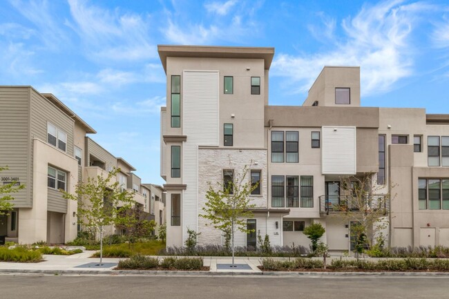 property at 3020 Boyter Pl