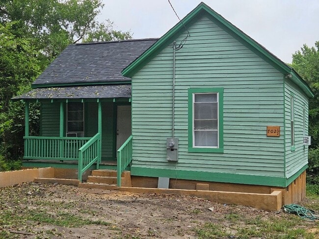 property at 702 Violet St