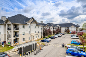 Evergreen Place in Calgary, AB - Building Photo - Building Photo