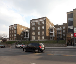 Village Gate Apartments in Toronto, ON - Building Photo - Building Photo