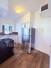 1603 N Highland Ave in Tucson, AZ - Building Photo - Building Photo