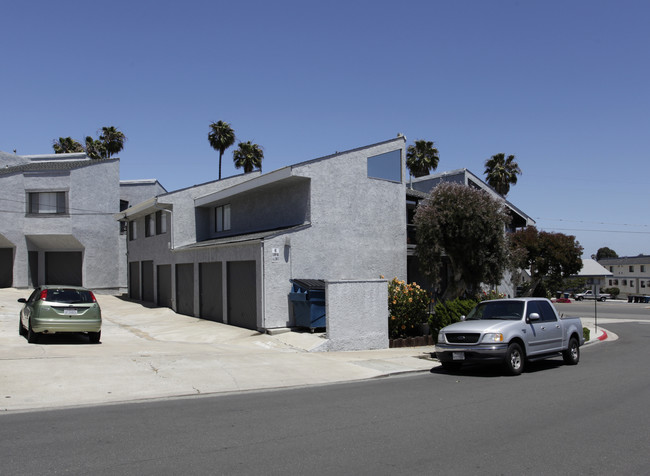 33901 Street Of The Golden Lant in Dana Point, CA - Building Photo - Building Photo