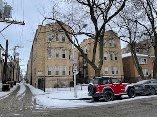 property at 6341 N Washtenaw Ave