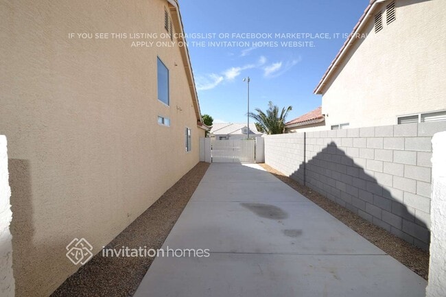 6280 Bruma Ave in Las Vegas, NV - Building Photo - Building Photo