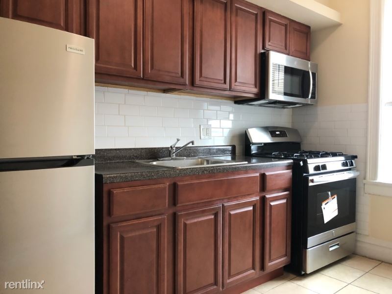 115 Fairview Ave in Jersey City, NJ - Building Photo