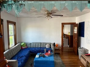 221 Market St, Unit 1 in Warren, RI - Building Photo - Building Photo