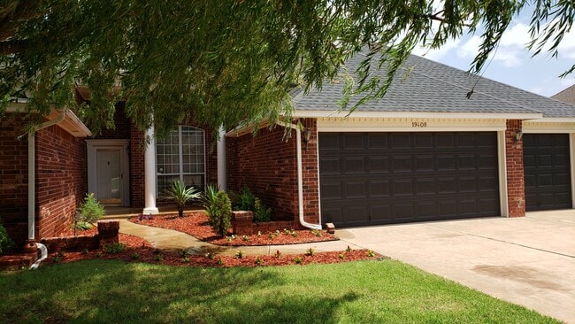 property at 19408 Stubblefield Ln