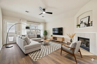 741 Rusk Rd in Round Rock, TX - Building Photo - Building Photo