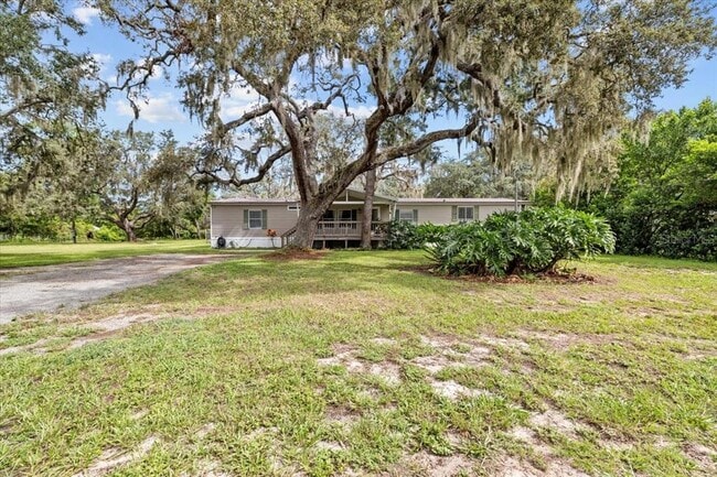 property at 13920 Hillcrest Dr