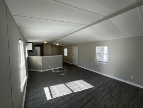 Colony Oaks Mobile Home Park in Savannah, GA - Building Photo - Interior Photo