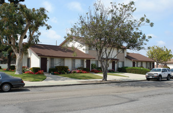 Westerly Shores in Oxnard, CA - Foto de edificio - Building Photo