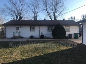 111 Kassing Ave in Fairview Heights, IL - Building Photo - Building Photo