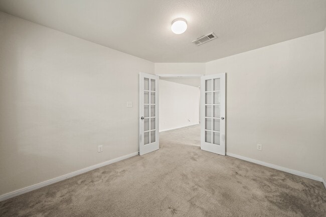 property at 2638 Bedrock Ln