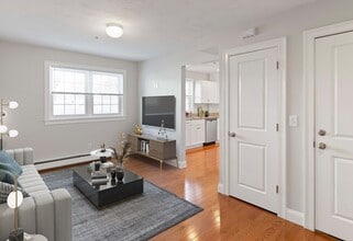 143 Village St in Medway, MA - Building Photo - Building Photo