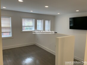 30 Phillips St, Unit 1 in Boston, MA - Building Photo - Building Photo