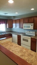 6531 Deane Hill Dr in Knoxville, TN - Building Photo - Building Photo
