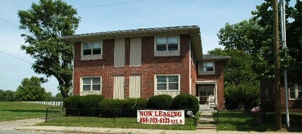 660 E 17th St in Indianapolis, IN - Foto de edificio - Building Photo