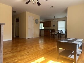 105 N Montgomery St in Walden, NY - Building Photo - Building Photo