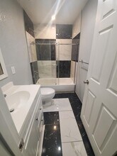 511 E Roeser Rd, Unit B in Phoenix, AZ - Foto de edificio - Building Photo