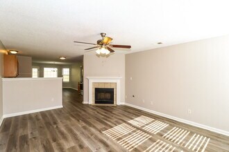 50 Oakland Woods Cove in Oakland, TN - Building Photo - Building Photo
