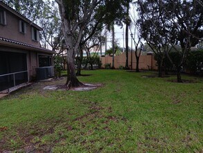 4983 Pinemore Ln in Lake Worth, FL - Building Photo - Building Photo