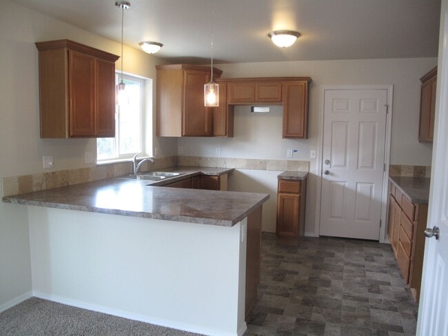 170 N Tamarack St in Sisters, OR - Building Photo - Building Photo