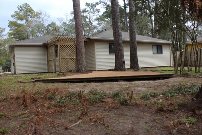 property at 55 E White Willow Cir