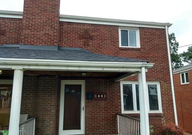1439-1441-1441 Milan Ave in Pittsburgh, PA - Building Photo - Building Photo