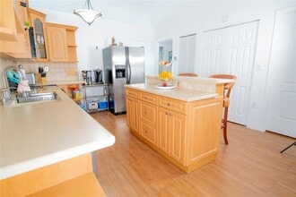 8844 NW 113th St in Hialeah, FL - Building Photo - Building Photo