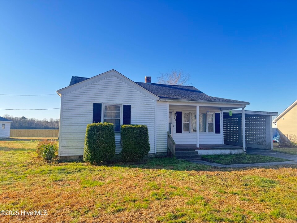 389 Haw Branch Rd in Richlands, NC - Building Photo