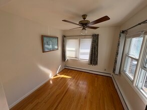 66 Luyster St, Unit 1 in Huntington Station, NY - Building Photo - Building Photo