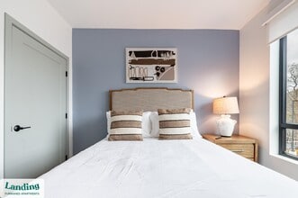 39 Railroad Ave, Unit 215 in Haverhill, MA - Building Photo - Building Photo