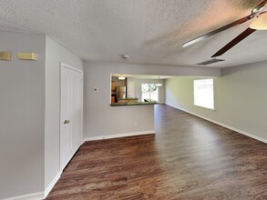 11322 Northwoods Forest Dr in Charlotte, NC - Building Photo - Building Photo