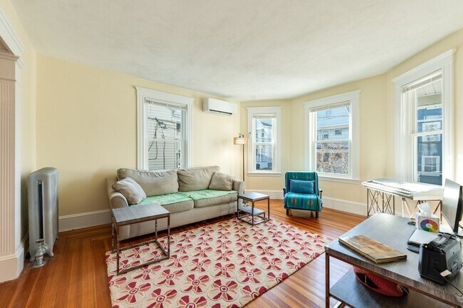 21 Ericsson St in Cambridge, MA - Building Photo - Building Photo