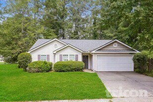 294 3rd Ave in Winder, GA - Building Photo