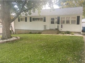 39 Bob O Link Dr in Springfield, IL - Building Photo