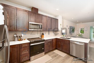23413 Edmonds Way in Edmonds, WA - Building Photo - Building Photo