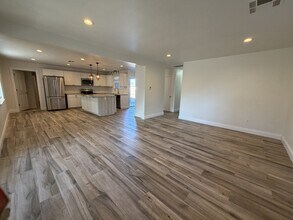 2620 Keats Pl in The Village, OK - Building Photo - Building Photo