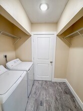 1759 N Congress Ave in West Palm Beach, FL - Building Photo - Building Photo