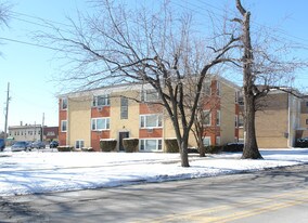 9639 Pacific Ave in Franklin Park, IL - Building Photo