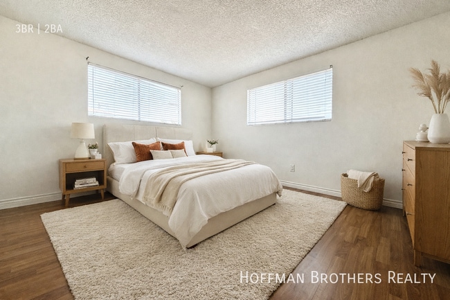 316 E Hyde Park Blvd, Unit 2 in Inglewood, CA - Foto de edificio - Building Photo