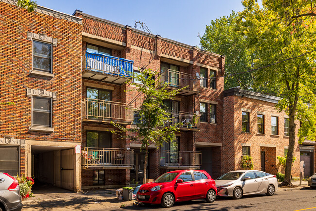 1701 Alexandre-Desève Rue in Montréal, QC - Building Photo - Building Photo