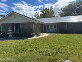 6192 Duclay Forest Dr S in Jacksonville, FL - Building Photo