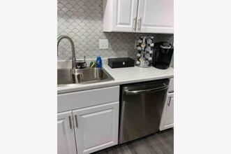 3834 Kensingwood Trce in Decatur, GA - Foto de edificio - Building Photo