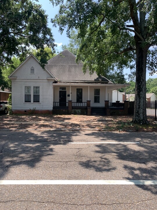 1770 Highland Ave in Montgomery, AL - Building Photo