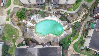 12905 Woodforest Blvd in Houston, TX - Building Photo - Building Photo