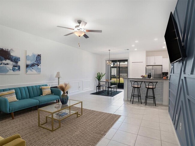 14406 Editors Note St in Sun City Center, FL - Building Photo - Building Photo