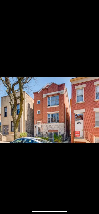 825 S Miller St in Chicago, IL - Building Photo
