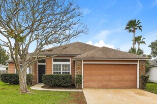 3131 Fox Squirrel Dr in Orange Park, FL - Building Photo