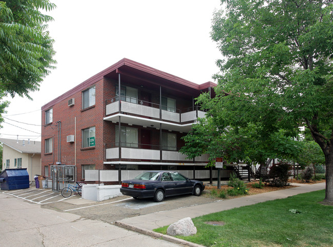 Lynn Marie Apartments in Denver, CO - Foto de edificio - Building Photo